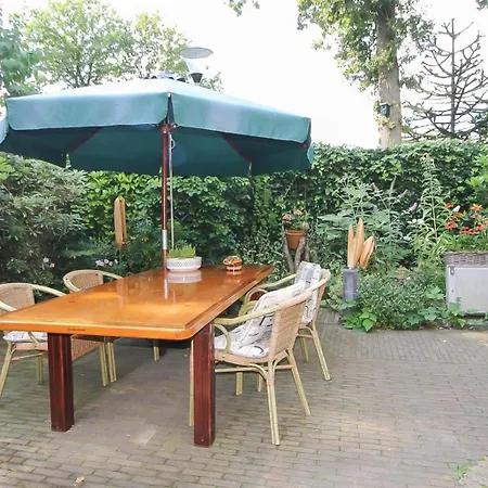 Holiday home Omheind Natuurhuisje, Prive En Licht, Veluwe, Naast Het Bos, Zeer Rustig